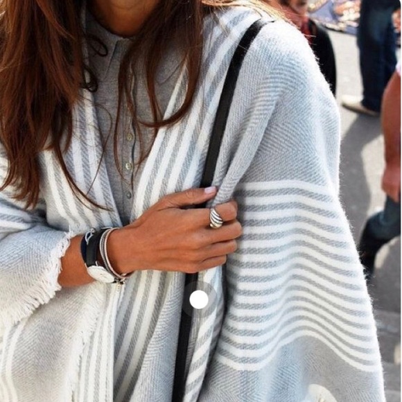 Oversized Fringe Cashmere Blanket Scarf Wrap - Picture 4 of 4